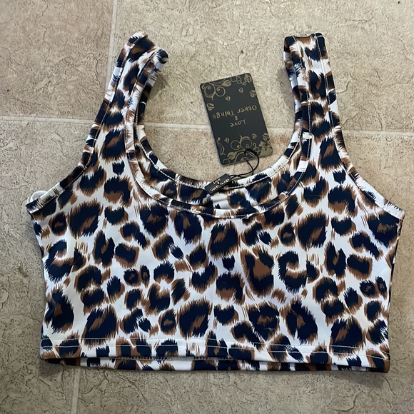 Cheetah print sports bra - Picture 2 of 2